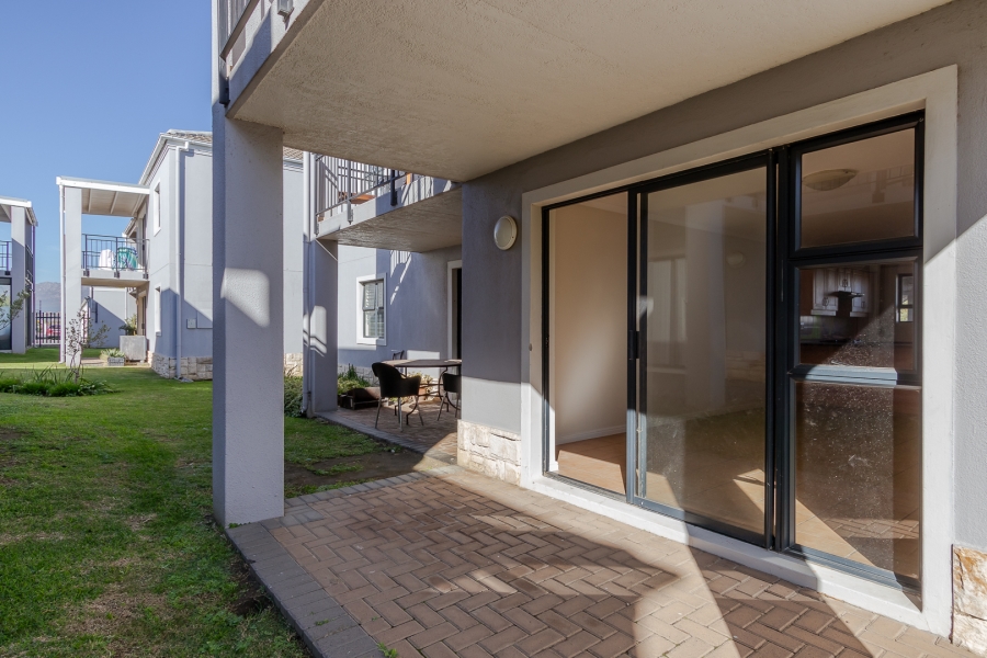 2 Bedroom Property for Sale in Heritage Park Western Cape